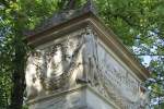 19.09.2015 Urbex - Spezial: Nekropolis   Friedhof - Père Lachaise - Paris   Relief auf der Grabstätte eines Soldaten   Zur See 