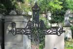 19.09.2015 Urbex - Spezial: Nekropolis   Friedhof - Père Lachaise - Paris   Grabkreuz   Engel 
