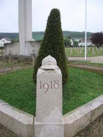 04.05.2019 Urbex Spezial   Frankreich - Verdun  Necropole Nationale   Faubourg Pavè   Gedenkstein an den großen Krieg von 14-18