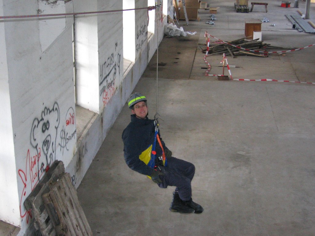 24.10.2009 Abseil & Technische Aufsteigebungen (Tortour), Drahtseilbahn, Houserunning, Rettungsbung in der  Alten Malzfabrik  in Hamersheim