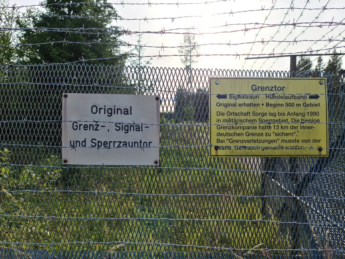 02.08.2020 Urbex Spezial -  Harz 
Tag Drei  - Teil Drei, Wandern
Grenzmuseum - Hinweistafeln