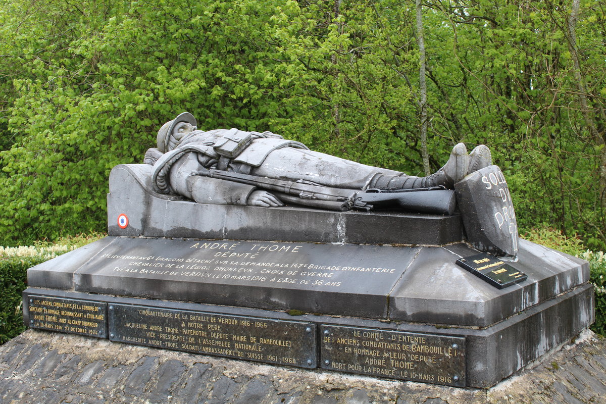 04.05.2019 Urbex Spezial 
Frankreich - Verdun
Memorial - Soldat de Droit
