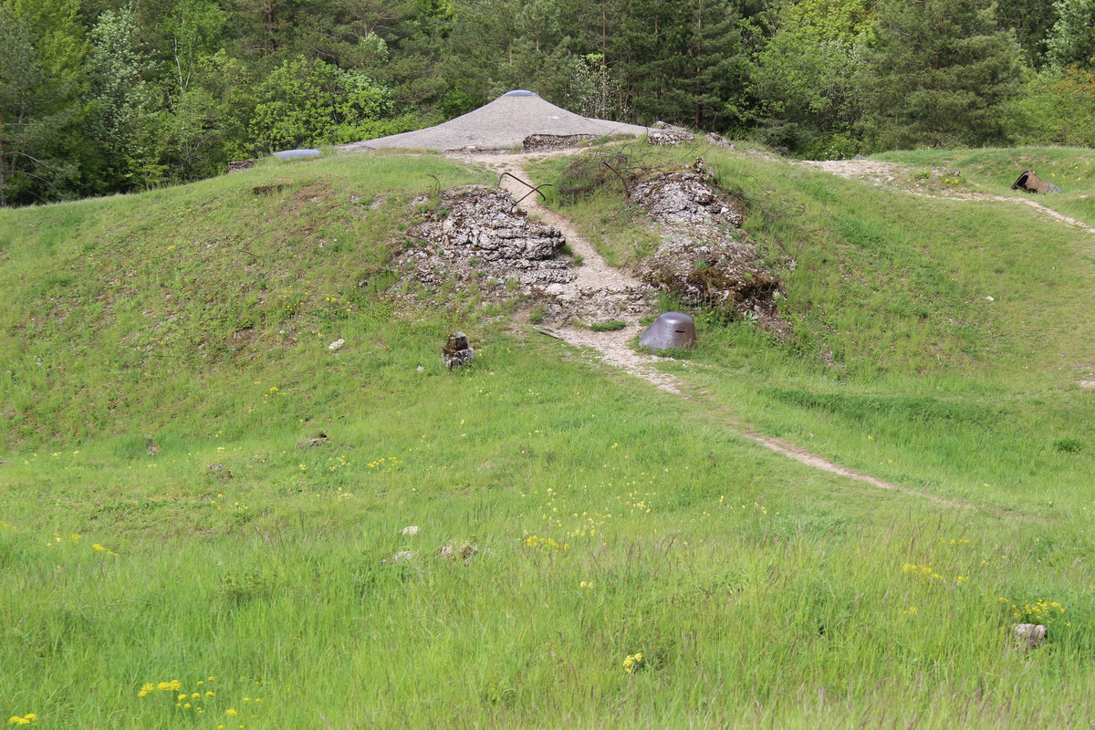 04.05.2019 Urbex Spezial  
Frankreich - Verdun
Fort de Vaux
Blick über das Fort