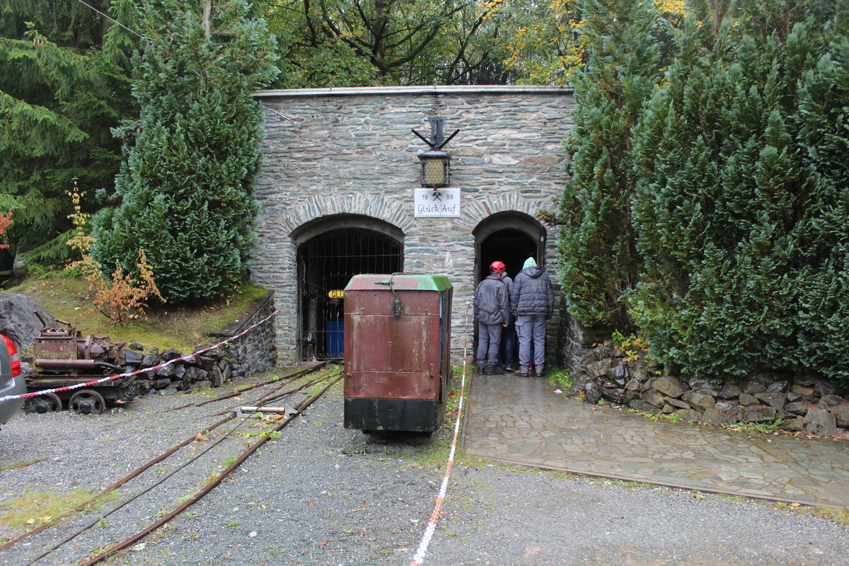 04.10.2019 Urbex Spezial - Harztour Tag 5
Schaubergwerk Büchenberg
Einfahrt in die Grube