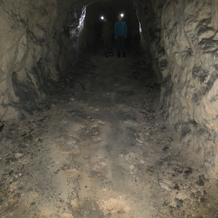 06.10.2018 Urbex Spezial - Verdun 
Tunnel de Travannes
Nadine & Gerolf beim Erkunden