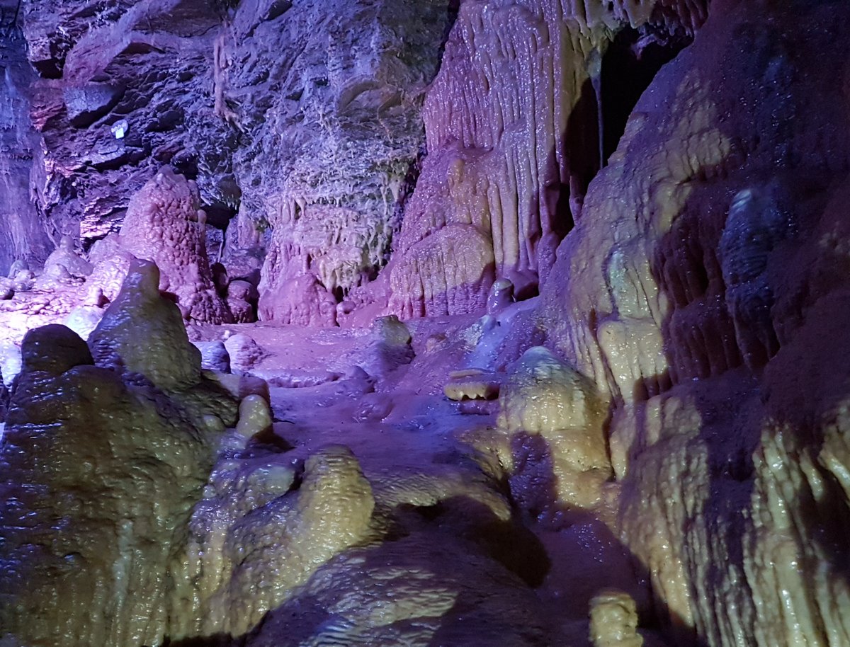 08.02.2020 Urbex Spezial -  Burg-Bunker-Höhle 
Dritter Teilabschnitt - Höhlenbefahrung
Tropfsteinformationen