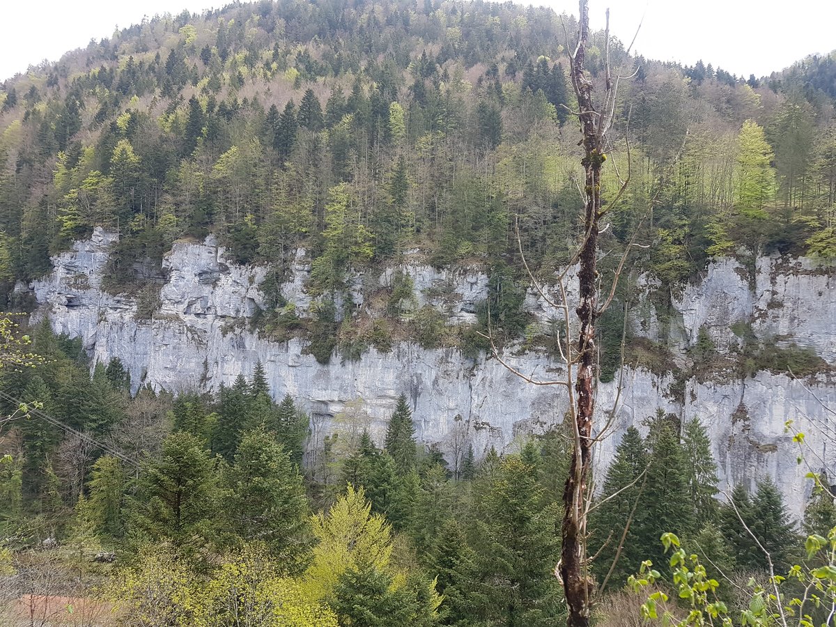 27.04.2019 Urbex Spezial in Frankreich 
Klettersteig -  Les Echelles de la Mort  
Eindrücke in Bilderform - Gegenüberliegende
Bergformation
