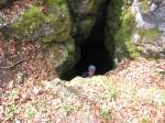 12.04.2014 Höhle Adernzopf bei Emerfeld
Unsere erste Höhlentour in diesem Jahr.
Der erste Höhlengänger beim Aufstieg.