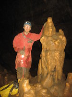 25.06.2016 Mundus subterraneus  Grotte de la Malatier - Frankreich  Peter - mit kleiner Palme