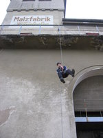 30.04.2016 Werk-Hassmersheim  Abseilen an der 10 Meter hohen Balkonade
