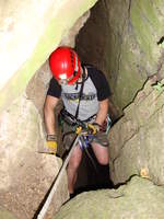 11.06.2017 Felsengarten Hessigheim
Höhlennotfall - Retten mit der eigenen Ausrüstung
Einfahrt in die Höhle
