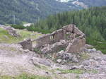 20170812/570724/12082017-urbex-spezial---berge- 12.08.2017 Urbex Spezial - 'Berge & Stollen'
Die Ruine der Seilbahnstation von
etwas weiter oben aus gesehen.