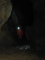 30.04.2018 Urbex Spezial in Frankreich
 Grotte de Chateau de la Roche 
Da wir leider über keine wasserfeste
Kameraausstattung verfügen, bleiben
somit nur die Bilder der Ausfahrt vom
nassen in den dann doch eher trockenen 
Höhlenbereich.