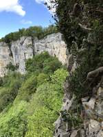 30.04.2018 Urbex Spezial in Frankreich
 Grotte de Chateau de la Roche 
Der Blick in Richtung Höhle