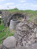 02.05.2018 Urbex Spezial - Verdun  Fort de Douaumont  Außenansichten - zermürbter Beton