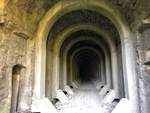 06.10.2018 Urbex Spezial - Verdun 
Tunnel de Travannes
Immer wieder ein beeindruckendes Bild, 
die nachträglich eingefügten Beton-
bögen zur Stabilisierung des alten 
Tunnelbaus.