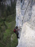 27.04.2019 Urbex Spezial in Frankreich 
Klettersteig -  Les Echelles de la Mort  
Der Blick nach unten, wird immer besser.