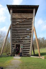 14.03.2020 Urbex Spezial - Teutoburger Wald
Der Turm am Gehege
Das Team:
Jens, Martin, Dennis;
Kamera: Klaus